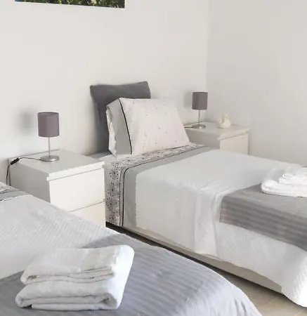 The Azores House Вилла Фурнаш