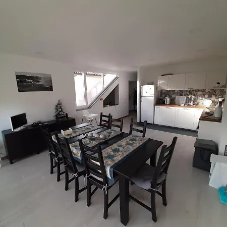 ヴィラ The Azores House フルナス