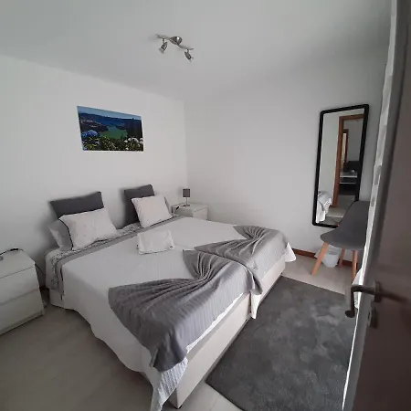 The Azores House Furnas (Azores)